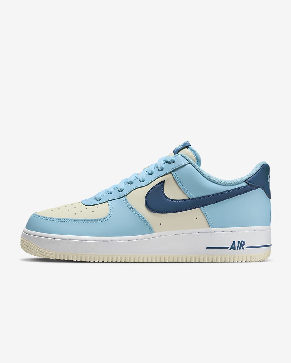 Nike Air Force 1 07 Men s Shoes